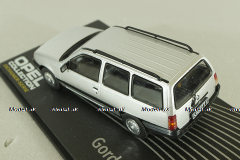Opel Kadett Caravan (E), Gordon Brown 1988, silver, OPCD133, Opel Collection Designer #133 1:43