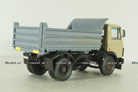 Маз-555102 самосвал 1988 бежево-серый, НАП (конверсия) 1:43