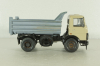 Маз-555102 самосвал 1988 бежево-серый, НАП (конверсия) 1:43
