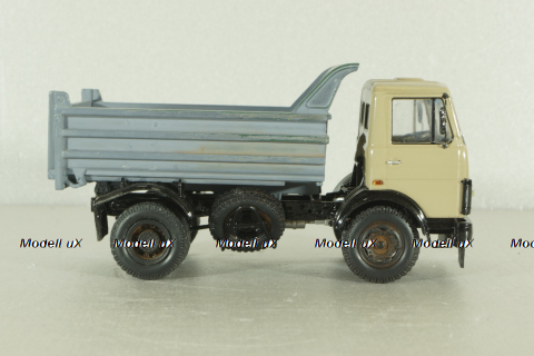 Маз-555102 самосвал 1988 бежево-серый, НАП (конверсия) 1:43