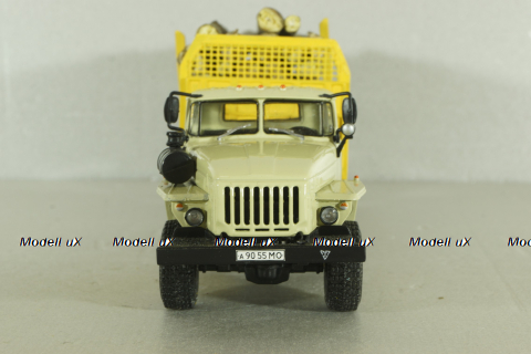 УрАЛ-44202-0311-31 (двигатель ЯМЗ 238) 6х6, лесовоз, конверсия 1:43