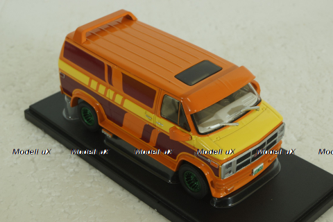 GMC Vandura Custom 1983, orange, 86327, Greenlight 1:43