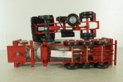 Mercedes 1748 S тягач с циcтерной-контейнером, NZG 1:43