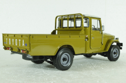 Toyota Land Cruiser 40 PickUp, olive, KYO8958K0, Kyosho 1:18