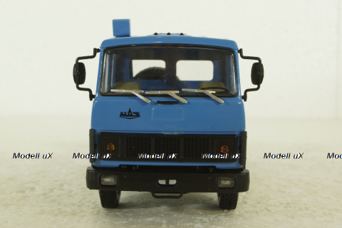 Маз-6422 тягач 1981г, синий, Н796, Наш Автопром 1:43