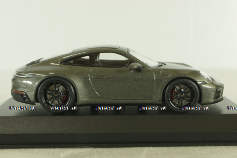 Porsche 911 (992) Carrera 4 GTS 2021,  green metalic, 410063001, Minichamps 1:43