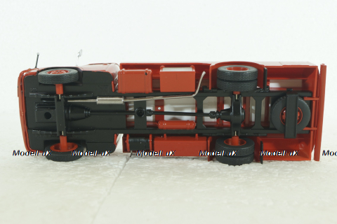 MAN 626 fuel tanker  Esso, red/white, DeAgostini 1:43