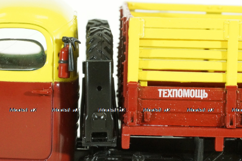 Зис-151 Бортовой "Техпомощь с аксессуарами", ограниченный тираж, 115102, DiP Models 1:43