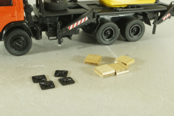 КС-3575А-1 автокран 12,5т на шасси Камаз-55313, красный/желтый Minigrad 1:43