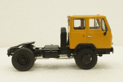 Каз-608В, бежевый, АвтоИстория 1:43