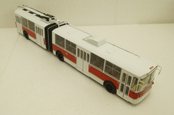 ЗиУ-10 (ЗиУ-683) троллейбус сочленённый - белый/красный, SSM4011, SSM 1:43