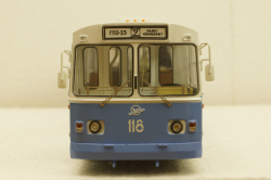 ЗиУ-10 (ЗиУ-683) троллейбус (бело-голубой), SSM4006, SSM 1:43
