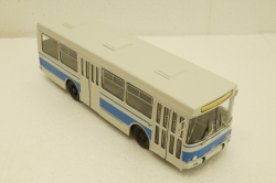 ЛАЗ-4202, арт. 900346, Советский Автобус 1:43