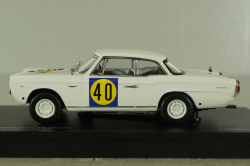 Prince Skyline Sport (BLRA-3) racing version #40, white, 03233B, Kyosho 1:43
