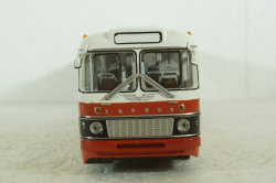 Икарус-180, красно-белый (Болгария), 350004кр, Советский Автобус 1:43