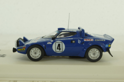 Lancia Stratos HF, No.10, Winner rally Monte Carlo, serie 2, with figurines, S.Munari/S.Maiga, 1976, IXO 1:43