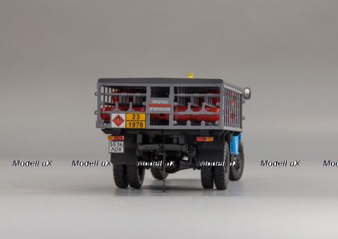 ГАЗ-53 Автомобиль для транспортировки баллонов со сжиженным газом АСТБ-53-12 1992г.,  105355, DiP Models 1:43