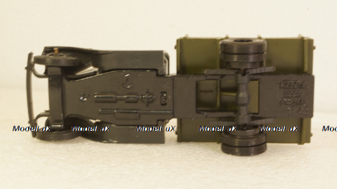 ГАЗ-АА чёрный/хаки, з-д Двигатель 1:43  