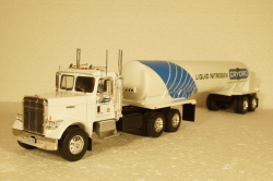 Freightliner FLC 120 64T Cryoro American Trucks, France #9 (Altaya) 1:43