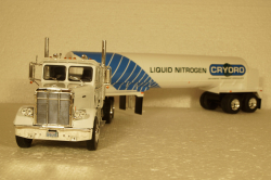 Freightliner FLC 120 64T Cryoro American Trucks, France #9 (Altaya) 1:43