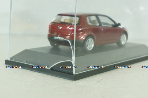 Volkswagen Golf V 3-doors 2003, red, 821930110, Schuco 1:43