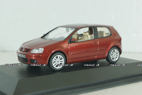 Volkswagen Golf V 3-doors 2003, red, 821930110, Schuco 1:43
