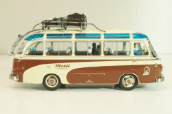 Setra S6 bus Marti 1955, with 4 figuren, brown/cream, 02824, Schuco 1:43