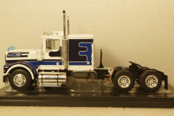 Marmon CHDT 1980 white, TR083, IXO 1:43