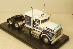 Marmon CHDT 1980 white, TR083, IXO 1:43