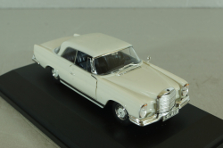 Mercedes-Benz 220 SE Coupe (W111), white, 4316, Faller 1:43 Уценка!