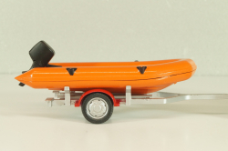 Land Rover Defender with boat on trailer SDIS Indre, Sapeurs-Pompiers №12, Altaya 1:43