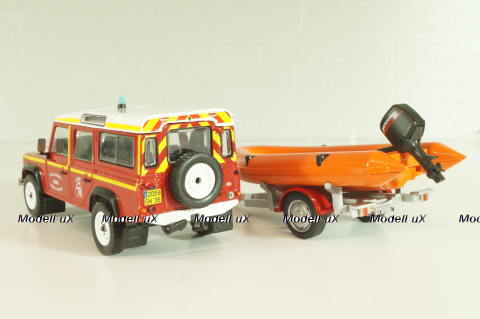 Land Rover Defender with boat on trailer SDIS Indre, Sapeurs-Pompiers №12, Altaya 1:43