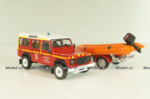 Land Rover Defender with boat on trailer SDIS Indre, Sapeurs-Pompiers №12, Altaya 1:43