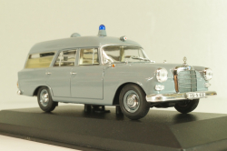 Mercedes-Benz 190 (W121) Ambulance 1961, grey, 400037270,Minichamps 1:43