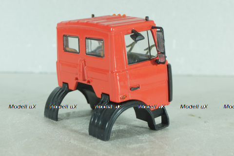 Маз кабина в сборе, красная, АвтоИстория 1:43