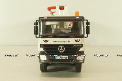 Mercedes-Benz Actros 4141 4-axle, Waitzinger 42XXT Concrete pump, B66000806, NZG 1:50 Уценка!