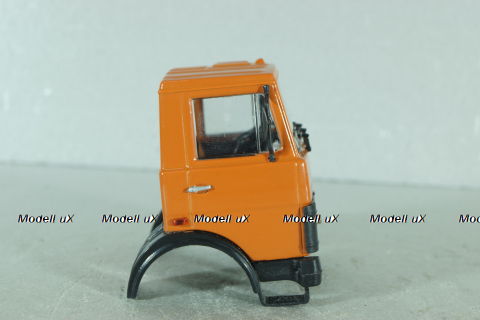 Маз кабина в сборе, оранжевая, АвтоИстория 1:43