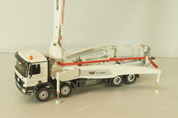 Mercedes-Benz Actros 4141 4-axle, Waitzinger 42XXT Concrete pump, B66000806, NZG 1:50 Уценка!