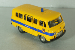 Уаз-452, милиция, Тантал/Радон (Конверсия) 1:43