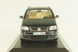 Volksvagen Touran 2003, black, 170099300F9R, Minichamps 1:43
