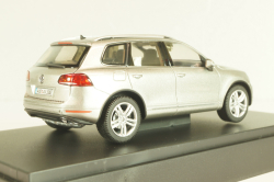Volkswagen Touareg (7P) 2010, silver, 7P1099300B7W, Schuco 1:43