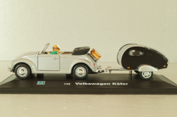 Volkswagen Beeatle with camping trailer and figuren, silver, Cararama 1:43 