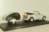 Volkswagen Beeatle with camping trailer and figuren, silver, Cararama 1:43 