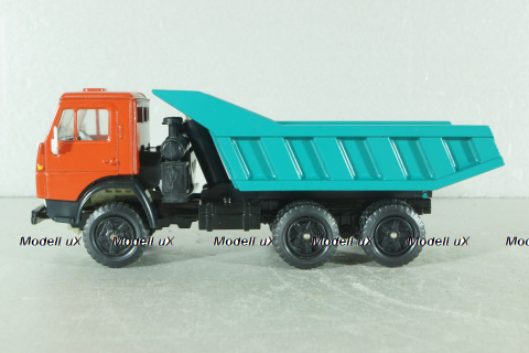 Камаз-5511 самосвал, 1984г., Арек  1:43