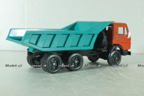 Камаз-5511 самосвал, 1984г., Арек  1:43