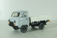 Уаз-3303 бортовой, серый/белый, Русская миниатюра 1:43