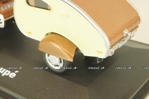 Porsche 356B Coupe with camping trailer and figuren, brown, Cararama 1:43