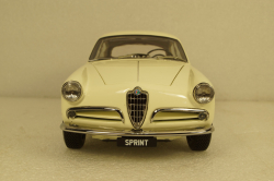 Alfa Romeo Giulietta Sprint 1954, white, 08957W0, Kyosho 1:18