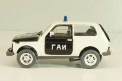 Ваз-2121 Нива, ГАИ, 1996г., Тантал/Радон 1:43