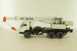 КС-3575А(53213) Автокран на шасси Камаз-53213, серый, Автоистория 1:43